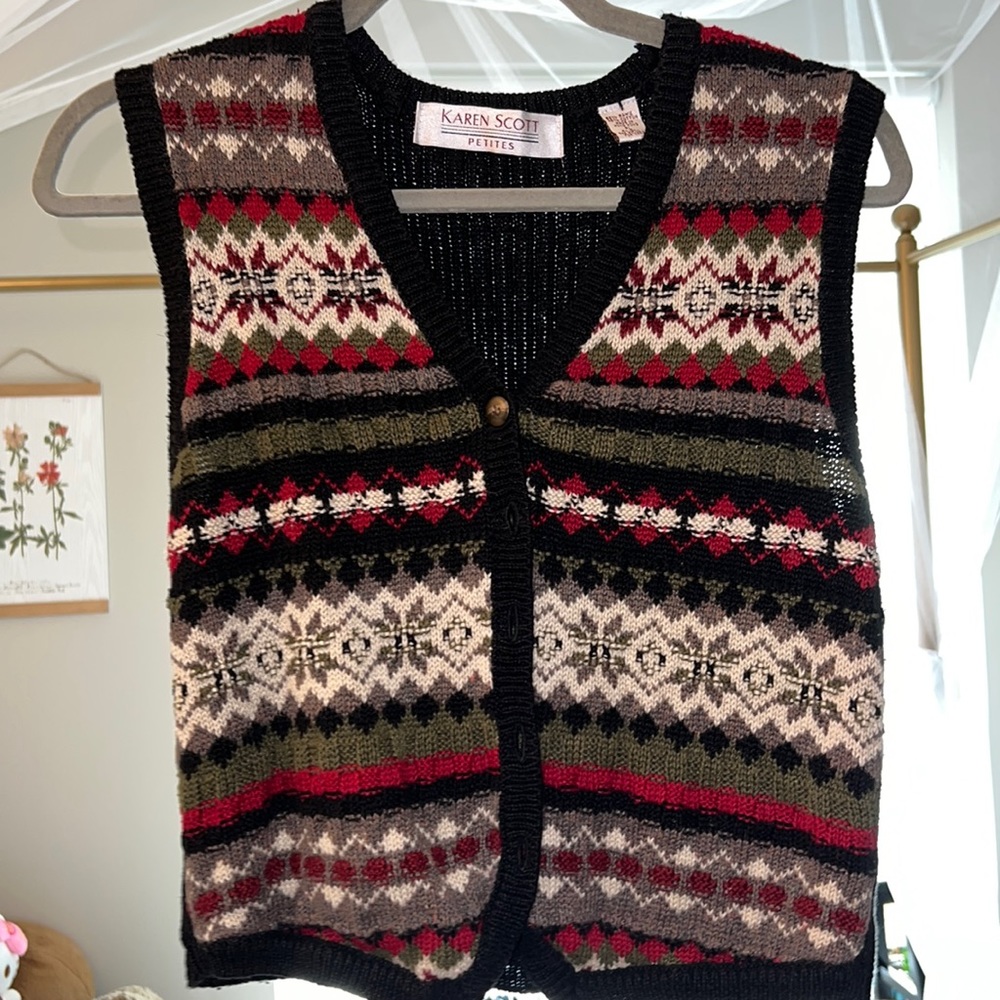 Sweater vest
